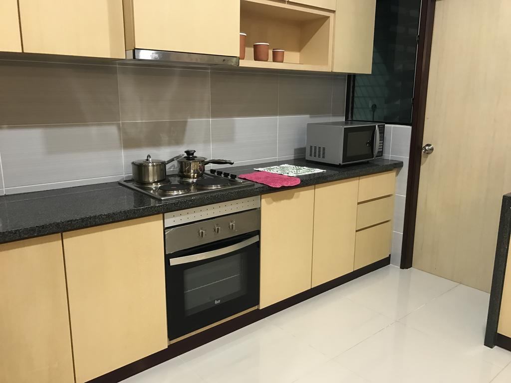 Luco | 2Br Serviced Apartments @ Imperial Suites, Kuching Exterior photo